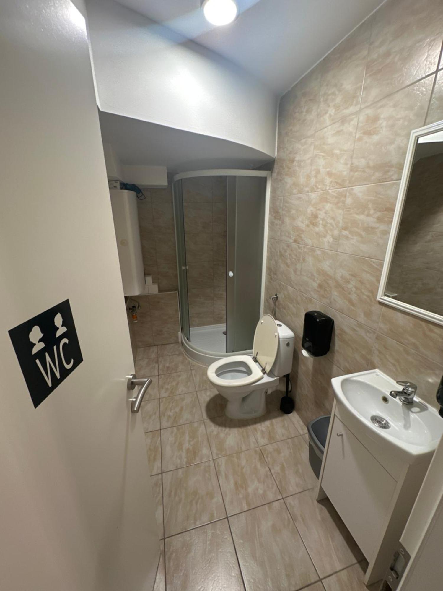 Granada Rooms Ljubljana Buitenkant foto